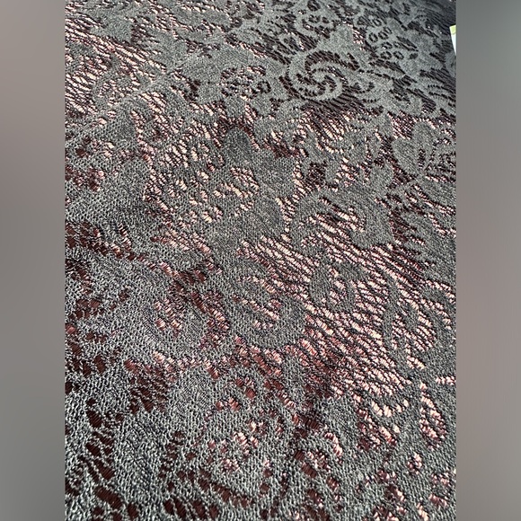 MYSTIC Lace Dress - Picture 6 of 8